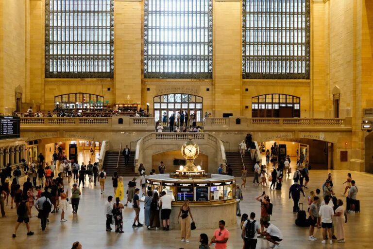 Grand Central interior with people